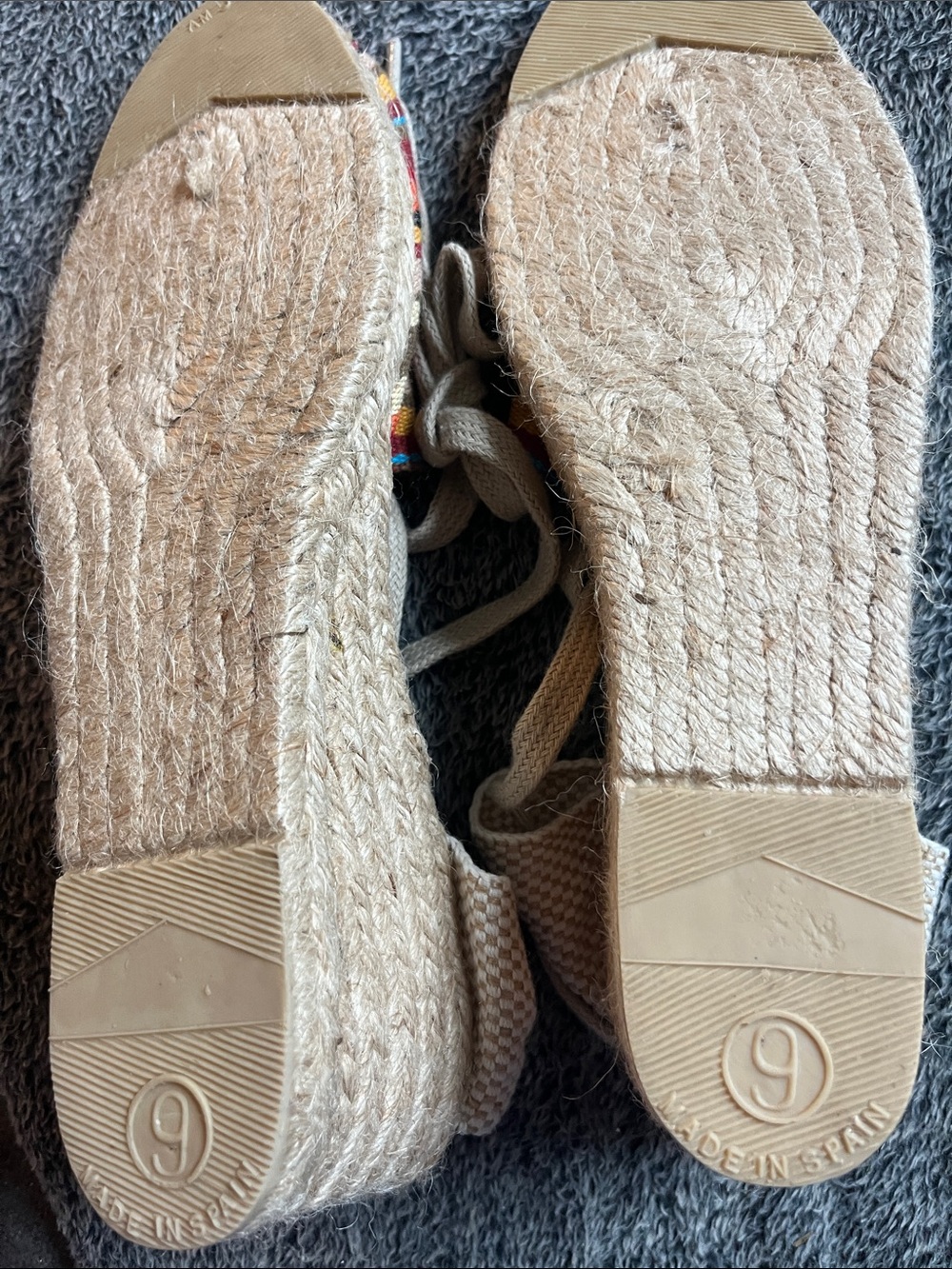 New Andre Assous espadrille Never worn - Picture 5 of 11